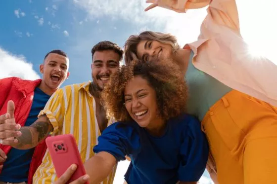 smiling students. summer programmes essca