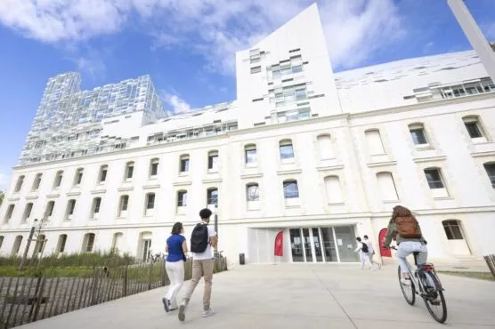 campus essca bordeaux facade 2024 @cedricvlemmings