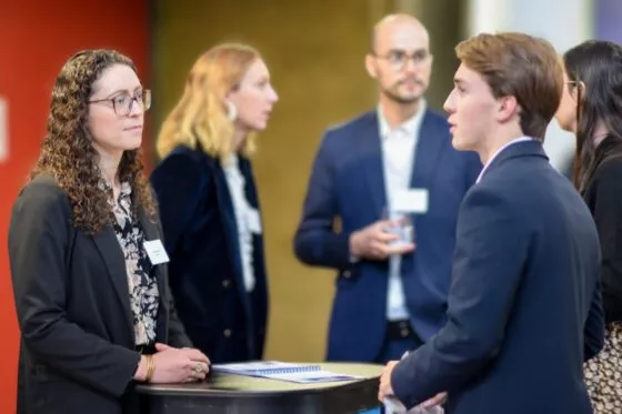 etudiant echange avec recruteur